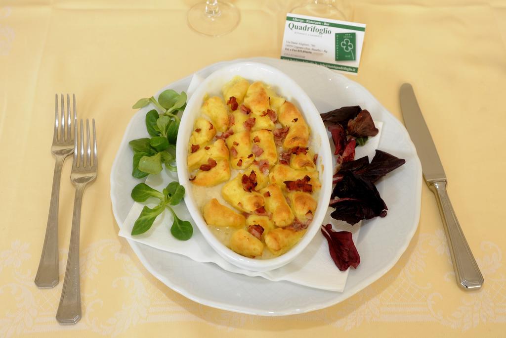 Albergo Ristorante Quadrifoglio Urgnano Eksteriør billede